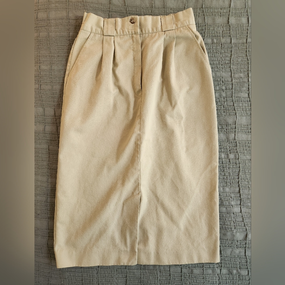 1990s Classic Tan Pencil Skirt